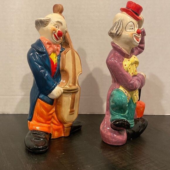 Vintage Clown Figurines Ceramic SET OF 2 Hand Painted 7.5” w Cello and Red Hat - Picture 2 of 7
